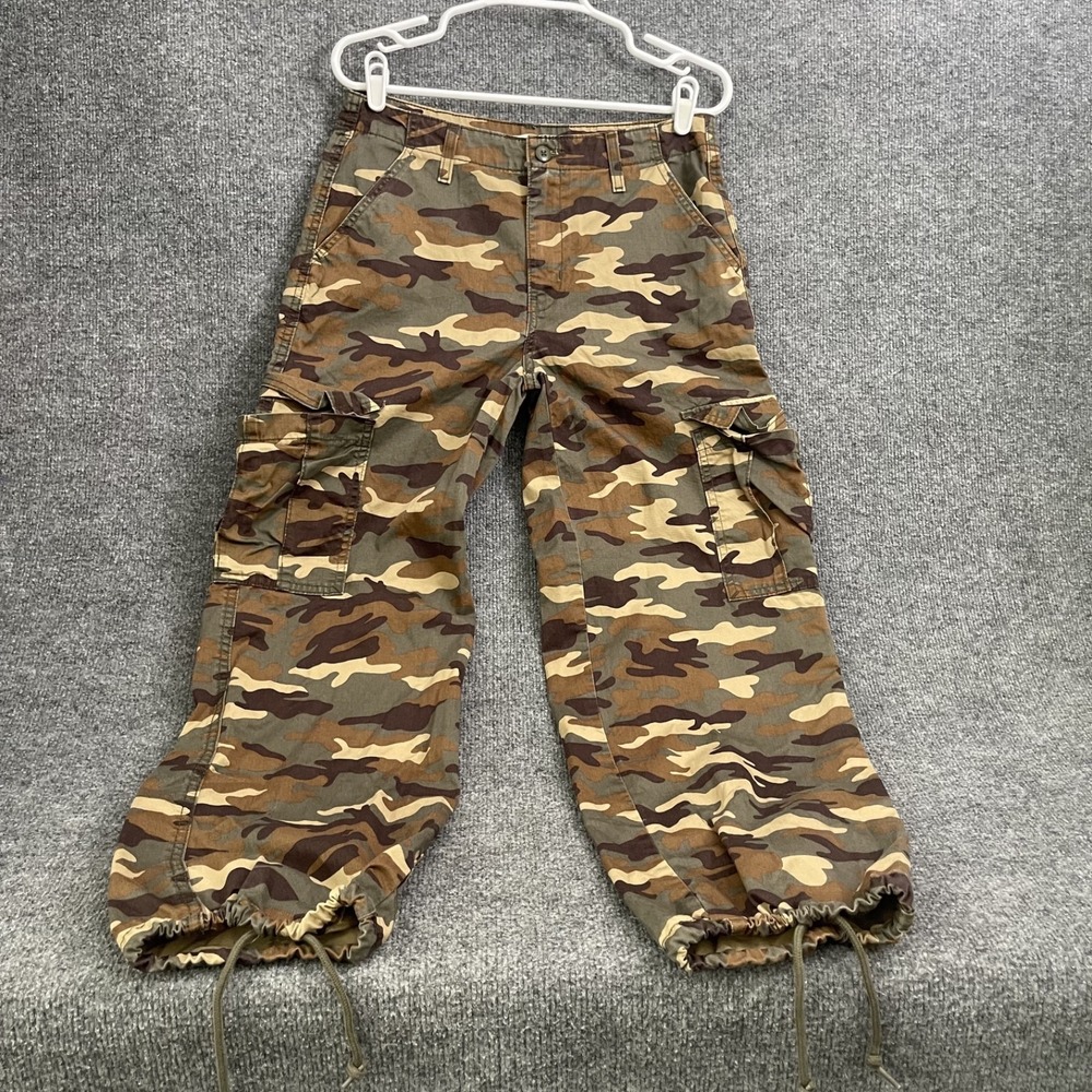 Levi's 94 Baggy Cargo Pants Womens 28x30 Camo Camouflage Utility A4707 0012